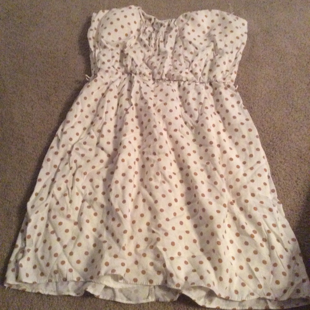 Cute polka dot dress.